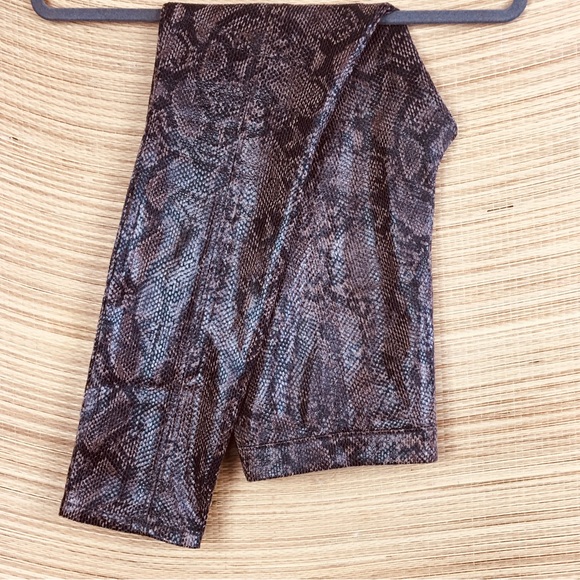 Free People Blank NYC Faux Leather Snakeskin Pull-On in Boomslang Legging Sz 26 - Picture 9 of 11
